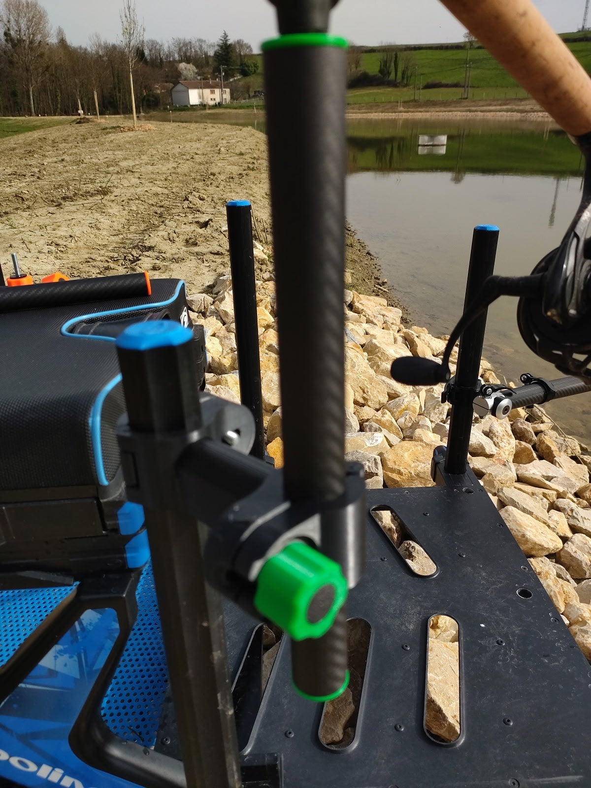 -Support arrière feeder Carbone.